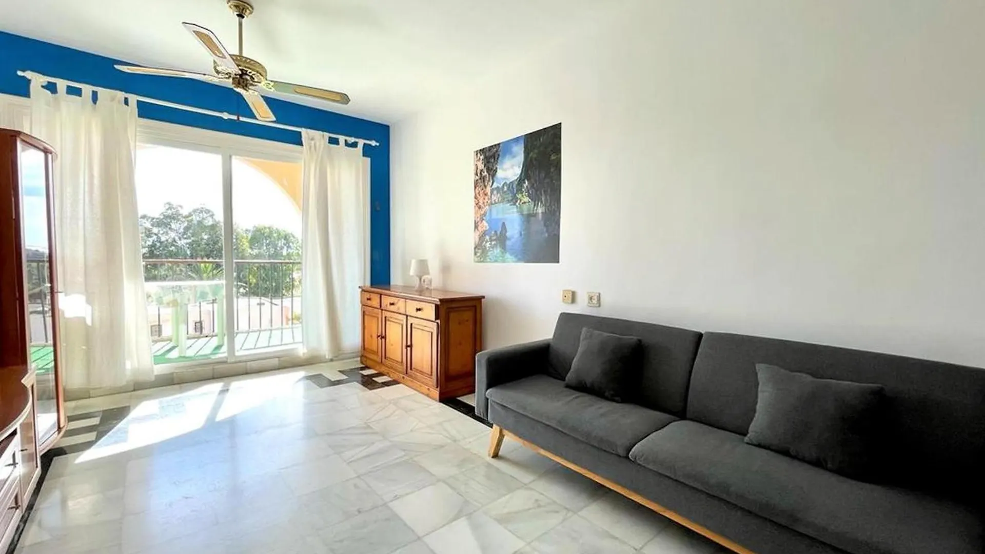 Beautiful Apartment In Roquetas De Mar With Shared Pool