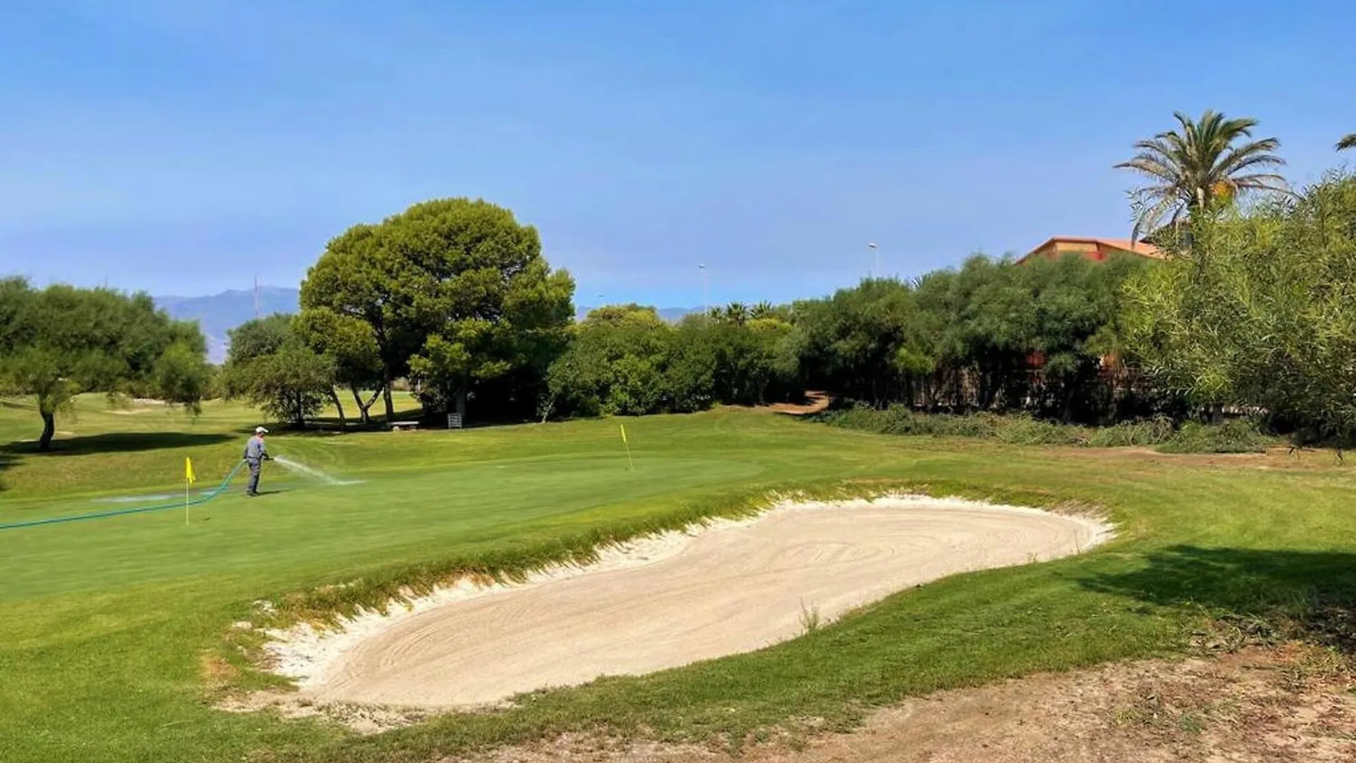 Beautiful Apartment In Roquetas De Mar With Shared Pool location
